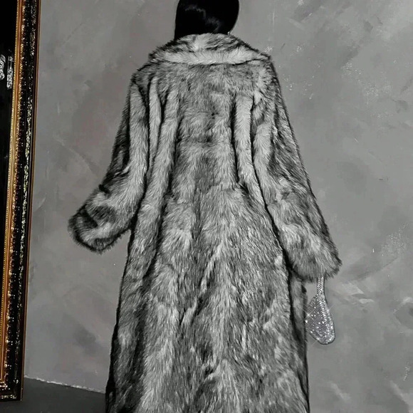 Grey Women's Plus Size Fluffy Long Coat - Picture 2 of 6